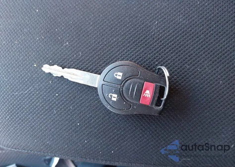 2014 Nissan Rogue Select S z USA, uszkodzony, nr VIN JN8AS5MT1EW622129